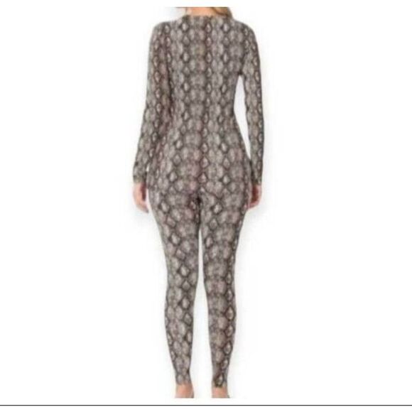 ZENANA SNAKESKIN PRINT BRUSHED MICROFIBER TOP & LEGGINGS SET - COLOR: Tan Brown - Picture 2 of 8